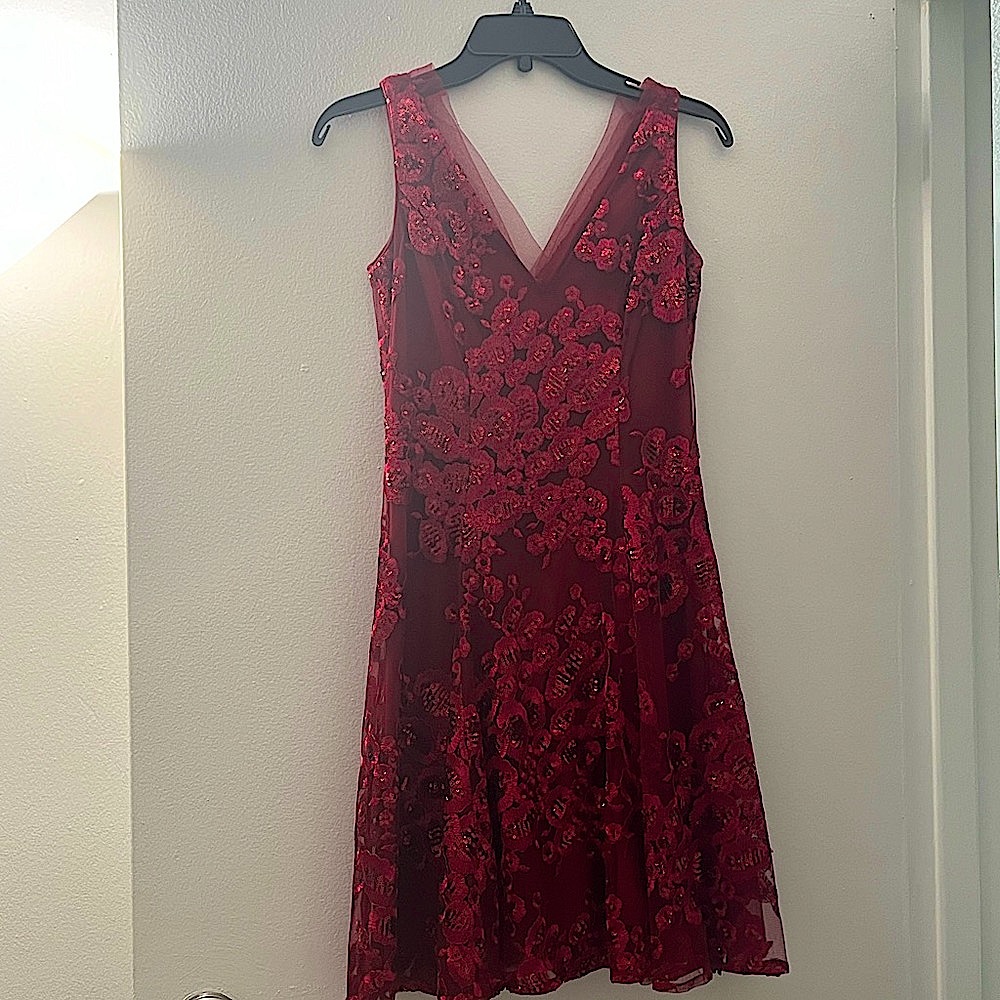 Belle Badgley Mischka Red Floral Sequin Dress